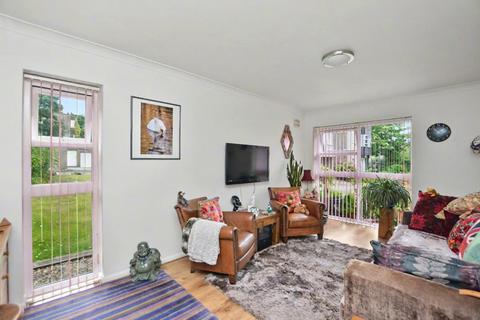 undefined, Robinwood Court, Park Villas, Roundhay, Leeds