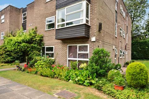1 bedroom apartment for sale, Robinwood Court, Park Villas, Roundhay, Leeds