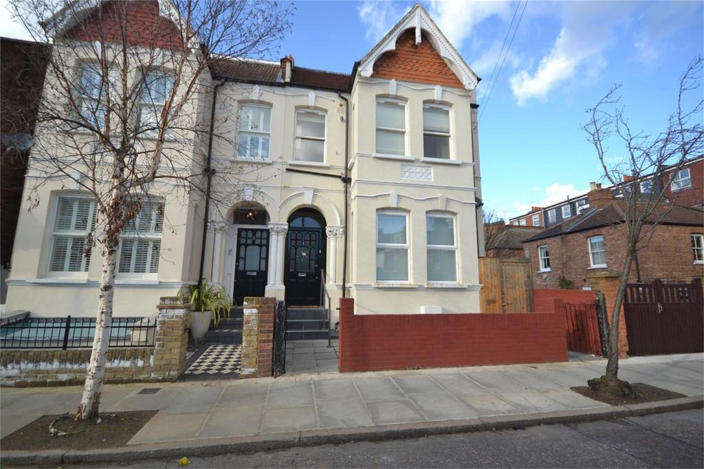Napoleon Road, St Margarets village 3 bed £2,300 pcm (£531 pw)