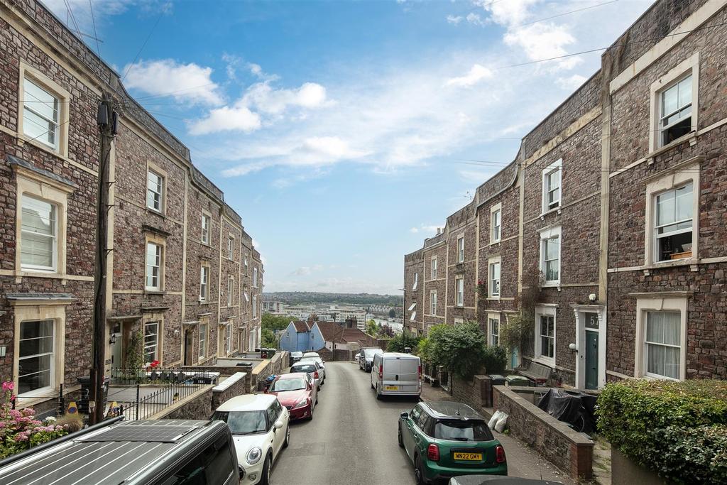 57 Bellevue Crescent, Bristol BS8 4 TF-5 EDIT.jpg