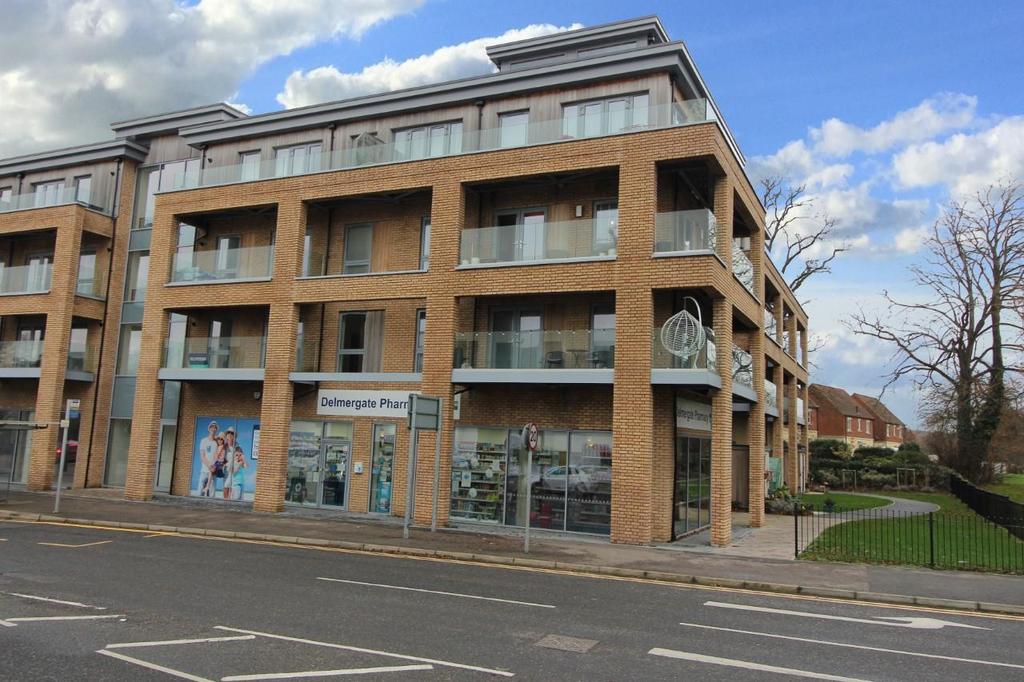 Repton Park, Ashford 2 bed flat £240,000