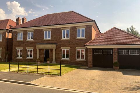 5 bedroom detached house for sale - Chevallier Court,  Potters Bank, Durham