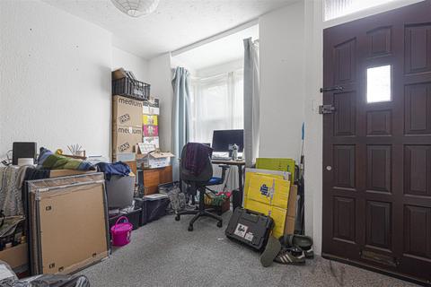 2 bedroom terraced house for sale - Shaftesbury Road, Reading