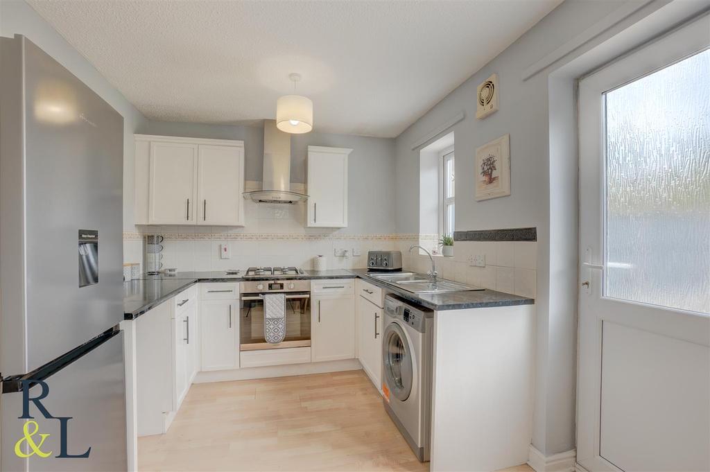 Silkstone Close, Church Gresley... 3 bed semidetached house £205,000