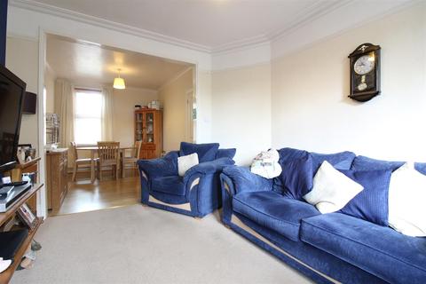54 Frampton Road, Hythe, CT21 6JP