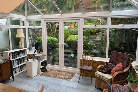 43 Castle Bay, Sandgate, Folkestone, CT20 3DU