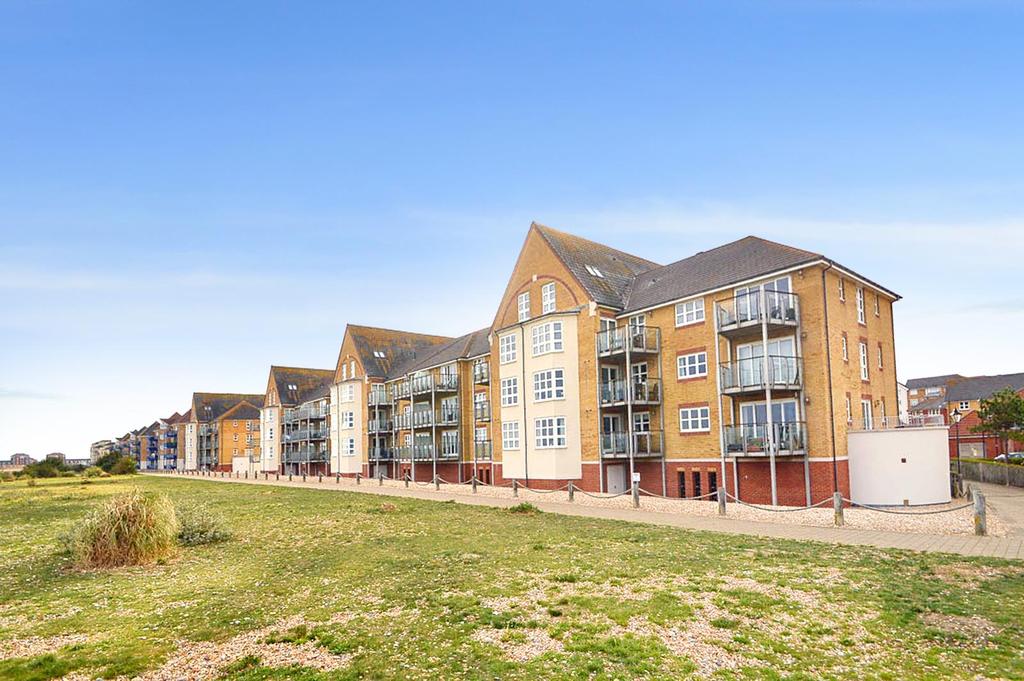 Caroline Way, Eastbourne 2 bed flat £325,000