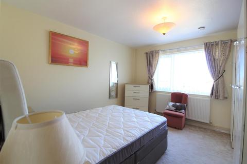 88 Coast Drive, Greatstone, New Romney, TN28 8NR