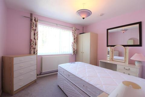 88 Coast Drive, Greatstone, New Romney, TN28 8NR