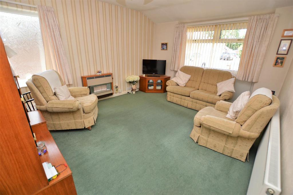 Dorset Avenue, Wigston, Leicestershire 2 bed semidetached bungalow for