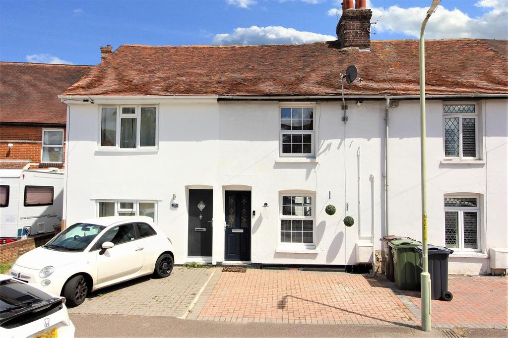 Mead Road, Ashford, Kent 2 bed terraced house £250,000