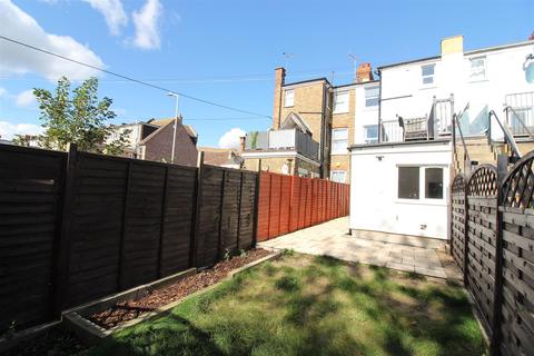 103 Canterbury Road, Folkestone, CT19 5NW