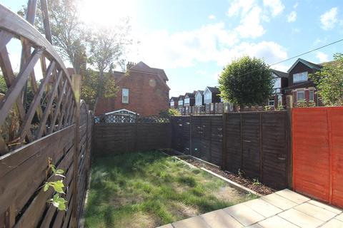 103 Canterbury Road, Folkestone, CT19 5NW
