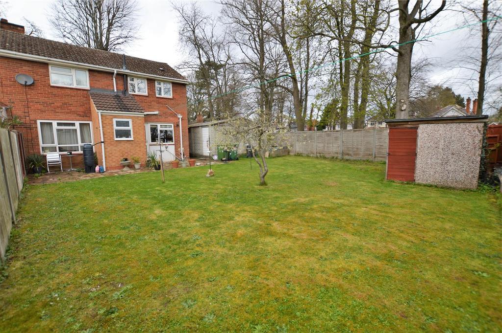 Namur Road, Wigston, Leicestershire 2 bed terraced house £200,000