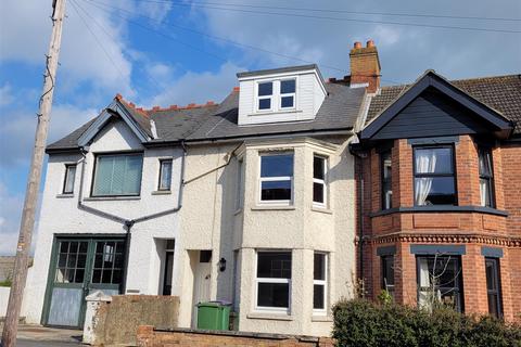 214 Dover Road, Folkestone, CT19 6NJ