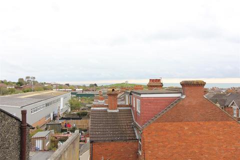 214 Dover Road, Folkestone, CT19 6NJ