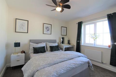 27 Castle View, Hythe, CT21 4BF