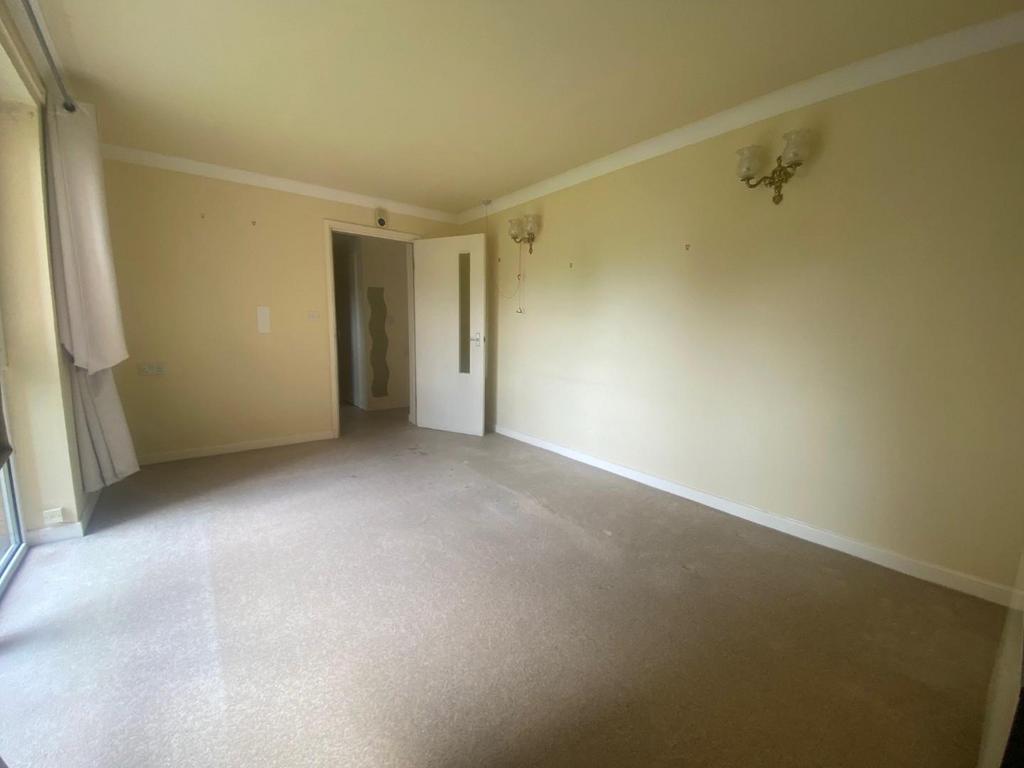 Homepine House, Sandgate Road, Folkestone, Kent 1 bed flat for sale £