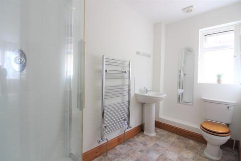 20a Earlsfield Road, Hythe, CT21 5PE