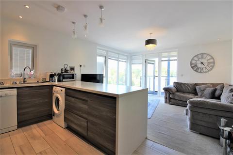 39 Campion Close, Ashford, TN25 4EF