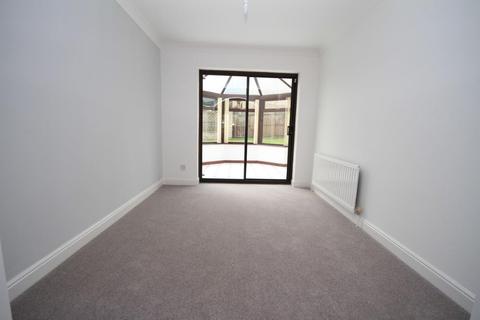 4 Coppice View, Bradford, BD10 8UF