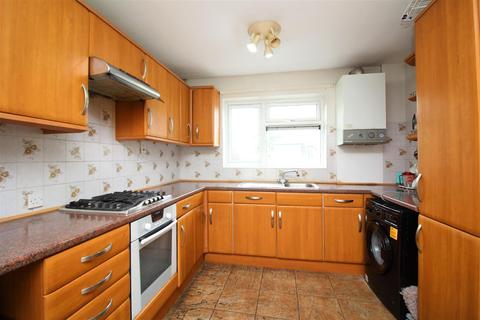 18 Manning Road, London, E17 7BB