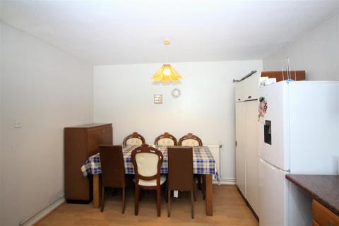 18 Manning Road, London, E17 7BB