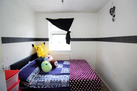 18 Manning Road, London, E17 7BB