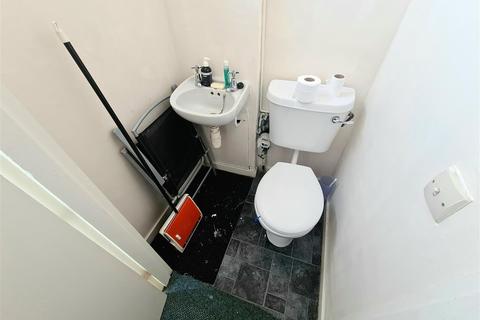 97 Brendon Way, Nuneaton, CV10 8NW