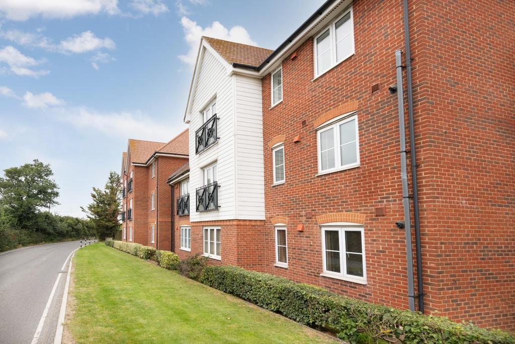 Wherry Close, Margate 2 bed flat £900 pcm (£208 pw)