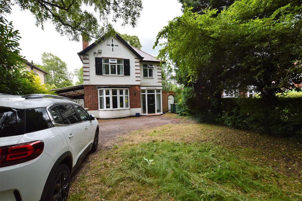 Saffron Road, Wigston, Leicestershire 4 bed detached house for sale £