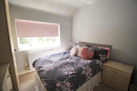 68 Pams Way, Epsom, KT19 0HX