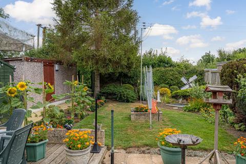 2 Forge Close, Sturry, Canterbury, CT2 0BJ