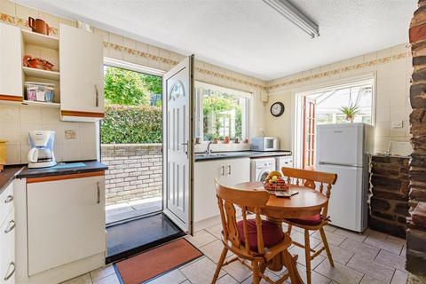 Little Woolhanger Cross Park, Berrynarbor, Ilfracombe, EX34 9SZ