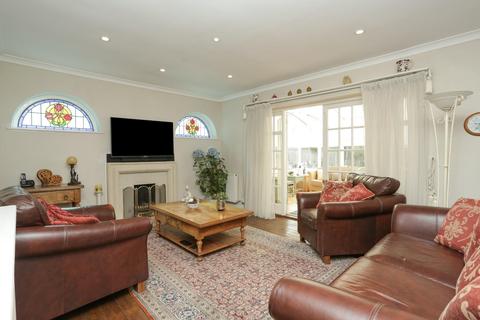 18 Cherry Orchard, Chestfield, Whitstable, CT5 3NH