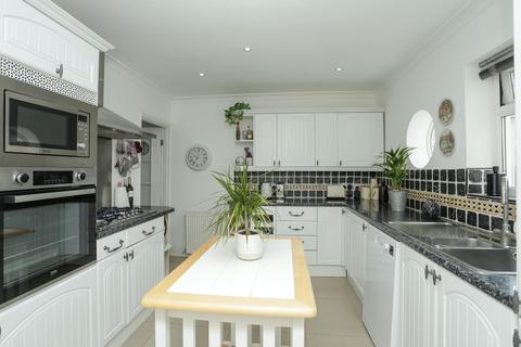 18 Cherry Orchard, Chestfield, Whitstable, CT5 3NH