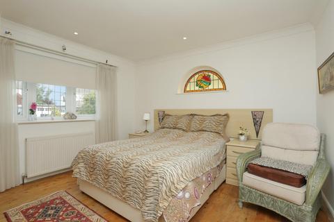 18 Cherry Orchard, Chestfield, Whitstable, CT5 3NH