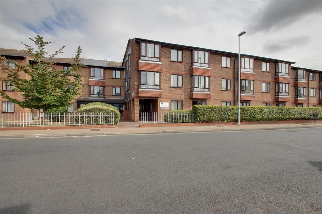 Broadwater Street East, Worthing 1 bed retirement property for sale £