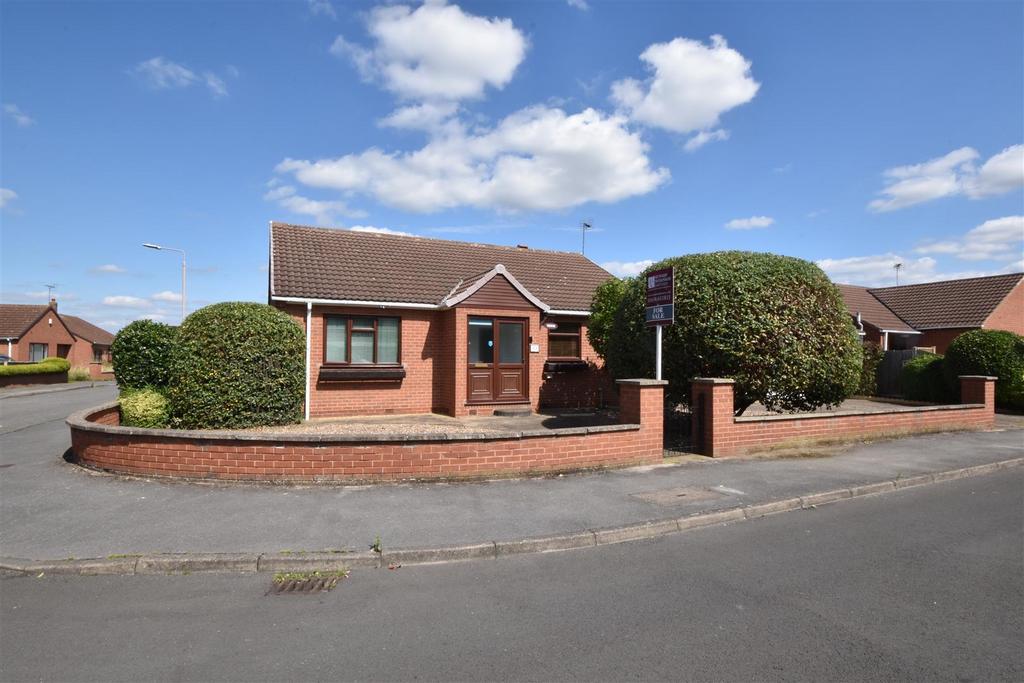The Hemplands, Collingham, Newark 3 bed detached bungalow for sale £299,950