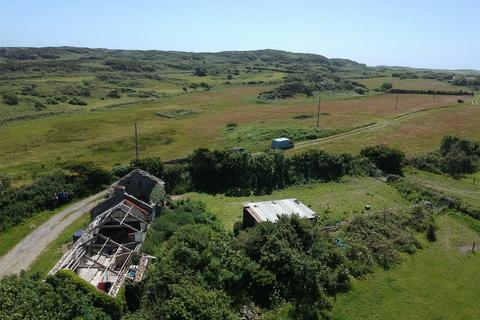 Detached house for sale, Holyhead