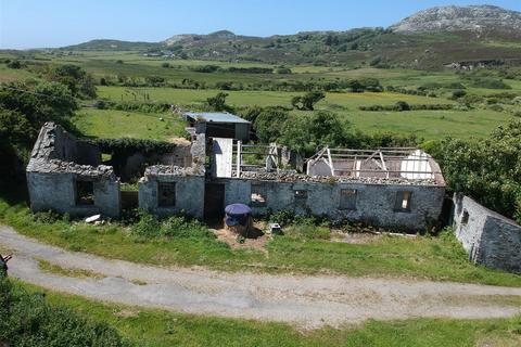 Detached house for sale, Holyhead