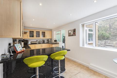 85 Spring Lane, Hemel Hempstead, HP1 3QY