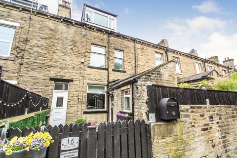 16 Cross Lane, Bingley, BD16 4LN