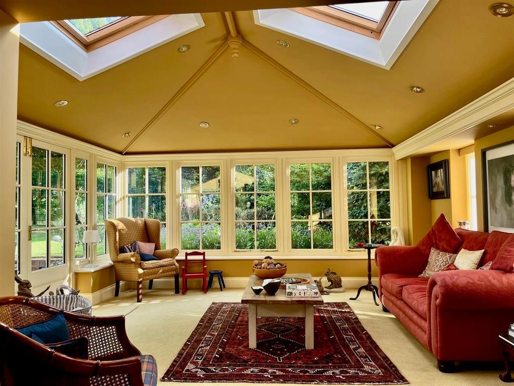 Vale Garden Houses Conservatory