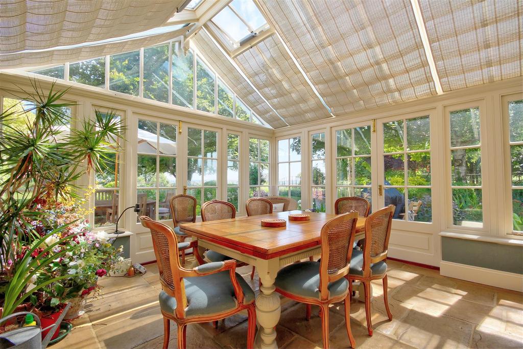 Vale Garden Houses Conservatory