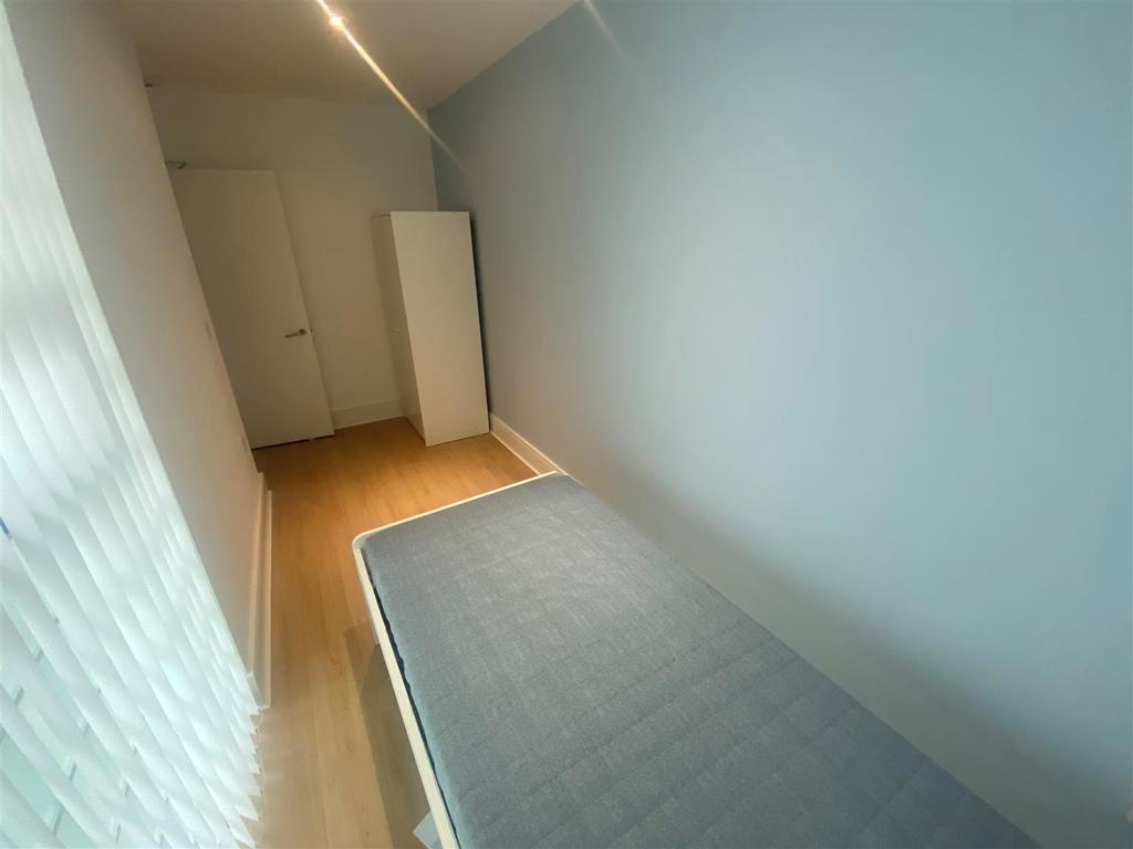 Bedroom 3- 2.jpg