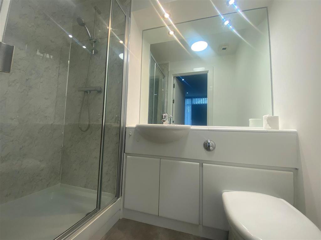 Ensuite.jpg