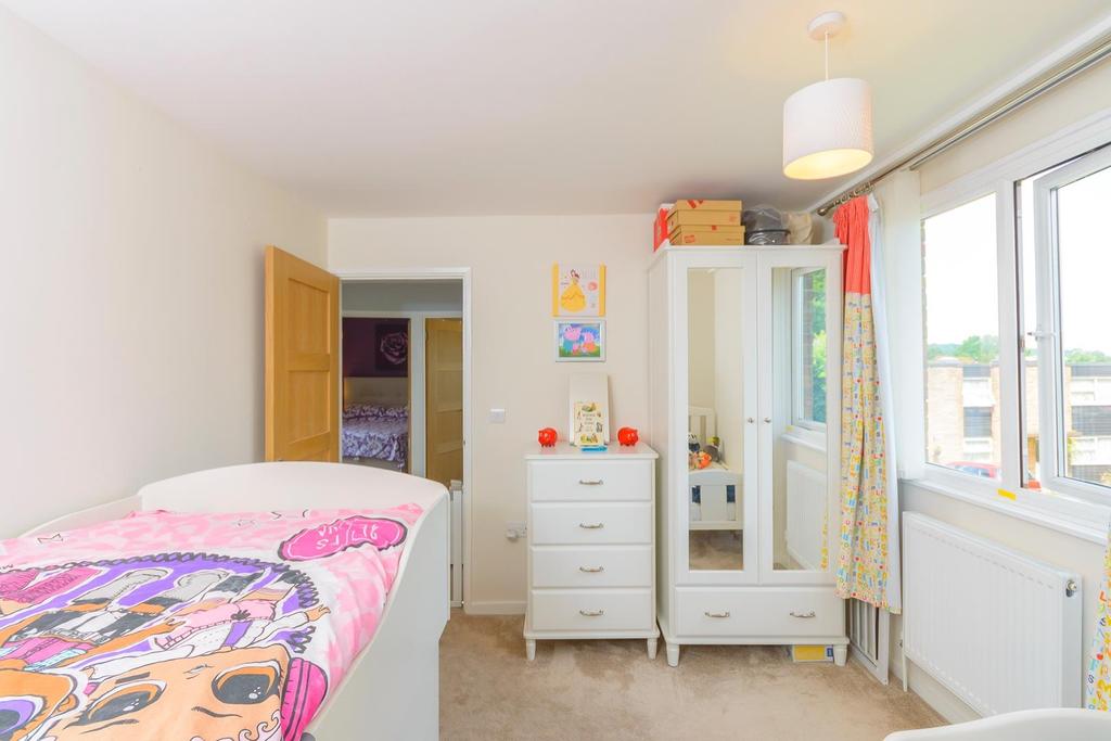 ESOLCELTSAC6 - Bedroom A.jpg