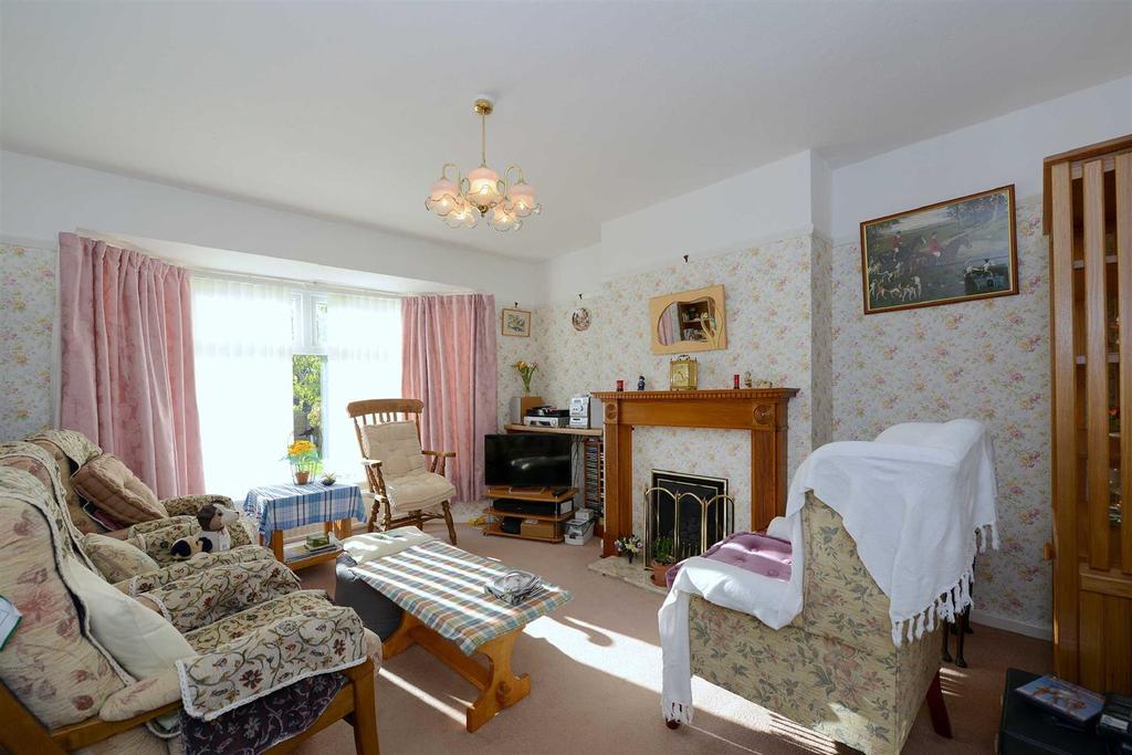 Grange Road Shrewsbury 3 bed semidetached house £328,000
