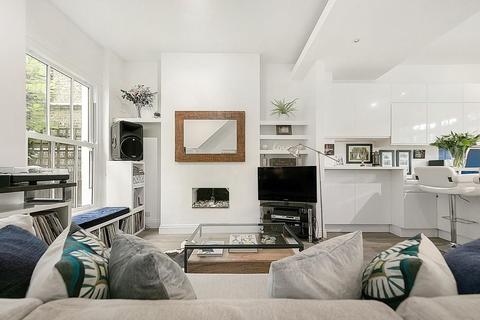 Flat A, 117 Railton Road, London, SE24 0LR